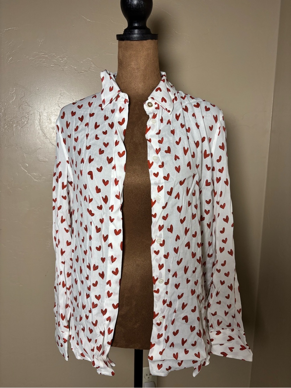 Zara White Button-Down Shirt Red Hearts Print small